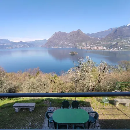 Oasi Delle Querce Casa Nel Bosco Vista E Comfort A Сasa de vacaciones Monte Isola
